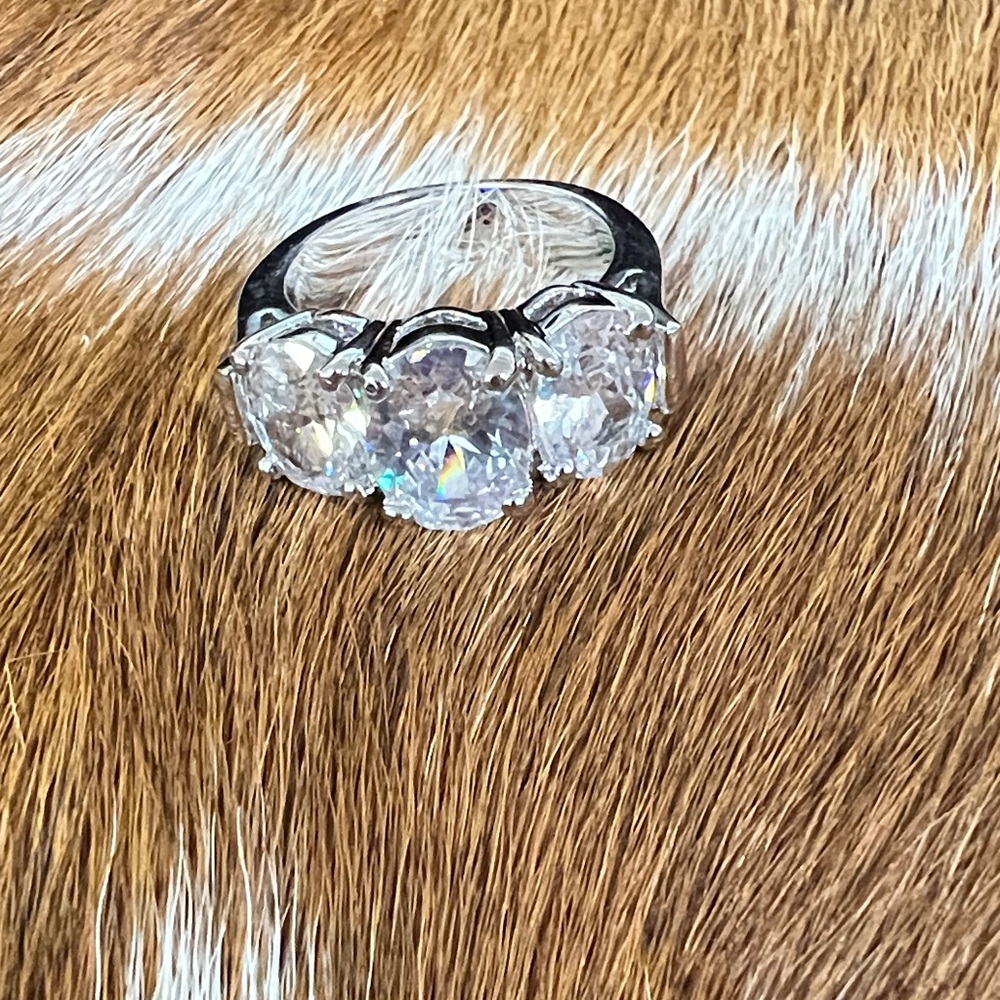 Silver Tone CZ Three Stone Oval & Round Ring Size 4.75 - Picture 2 of 5